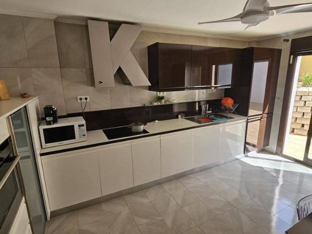 Luxury 3 room Detached House for rent in Benidorm, Valencia