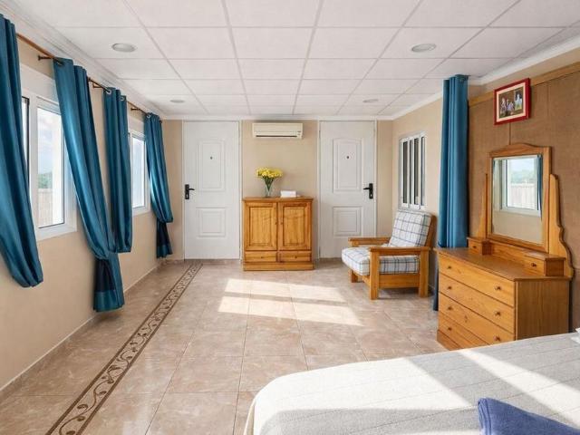 Luxury 3 room Detached House for rent in Gran Alacant, Santa Pola, Valencia