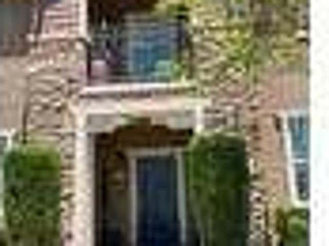 Luxury 3bedroom and exquisite features like pool, etc