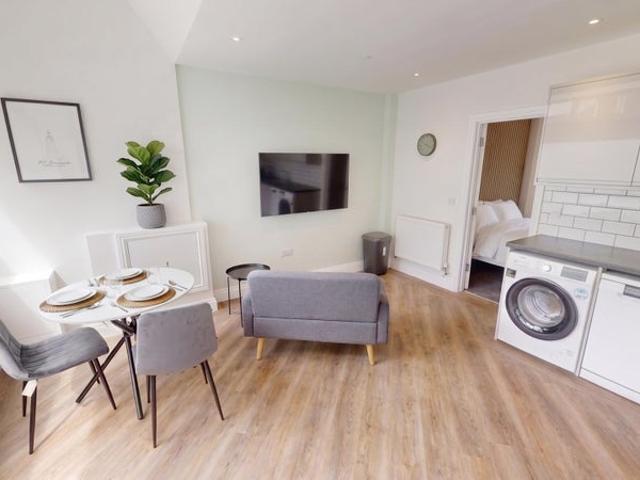 Luxury 1 bed student apartment