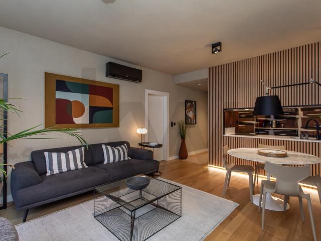 Luxury 1 bedroom apartment, with parking, close to Av da Liberdade, Lisbon
