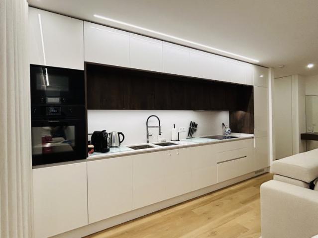 Luxury 1 Bedroom Apartment Near the Beach – Costa