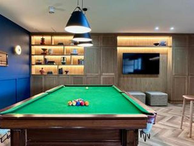 luxury 2 bed 2 bath apartment in san.