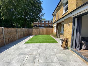 Luxury 2 Bed Garden Flat Croydon