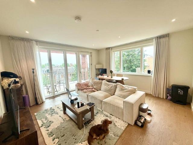 ✨ Luxury 2 Bed Patio Aparment West Hampstead✨