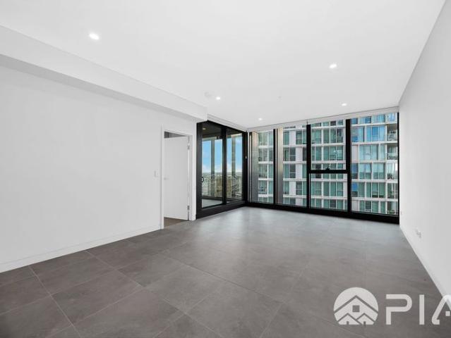 Luxury 2 bedroom apartment for lease now, with spectacular views!
