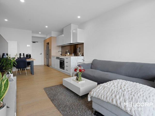 Luxury 2 Bedroom Apartment in the Heart of M City Complex