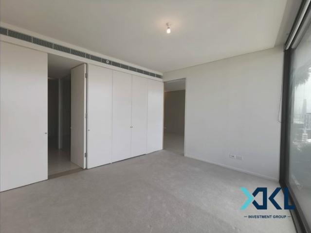 Luxury 2 bedroom apartment in Chippendale's Central Park