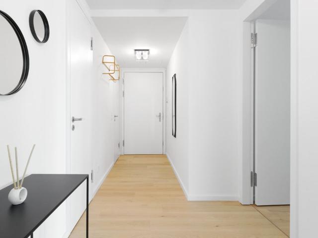 Luxury 2 bedroom apartment in Grand Tower city Centre Frankfurt, Frankfurt Amsterdam Apartments for Rent