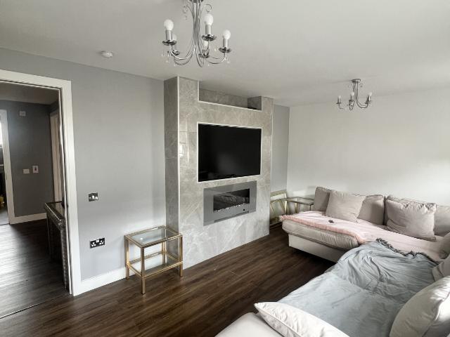 Luxury 2 Bedroom Apartment in Newton Mearns | Available Now