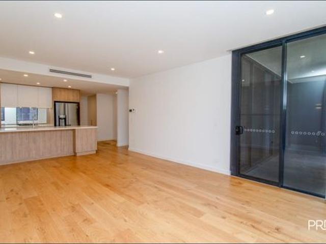 Luxury 2 Bedroom Apartment Pool access