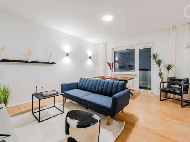 Luxury 2 Room Apartment with Balcony near Ku'damm
