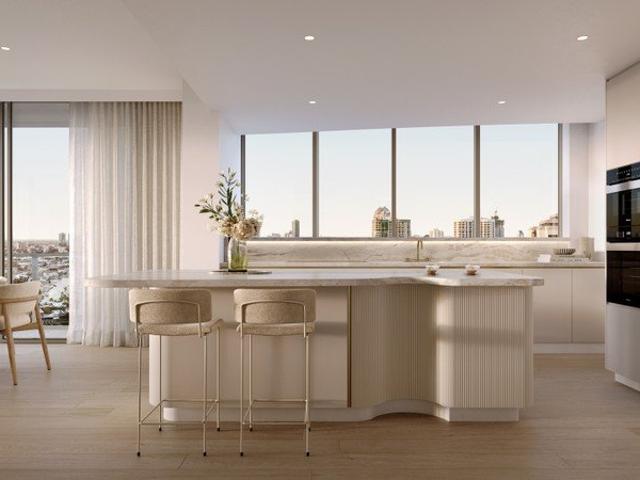 Luxury 4 Bed + MPR Residence