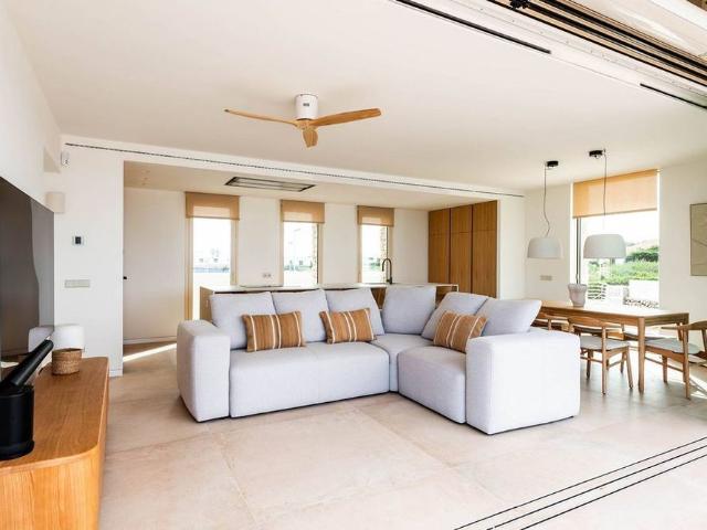 Luxury Detached House for rent in Arenal d'en Castell, Spain