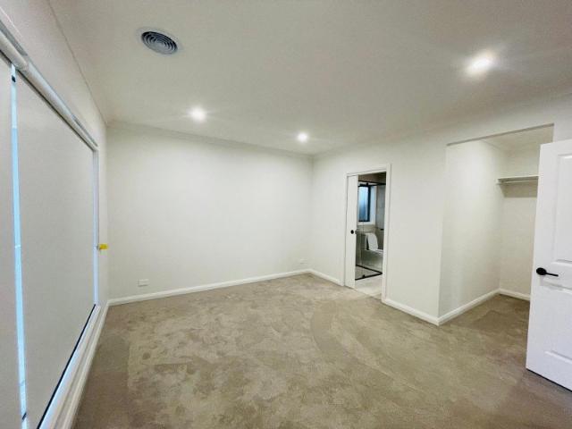 Luxury 4 Bedroom Home in Prestigious Olivine Estate, Donnybrook