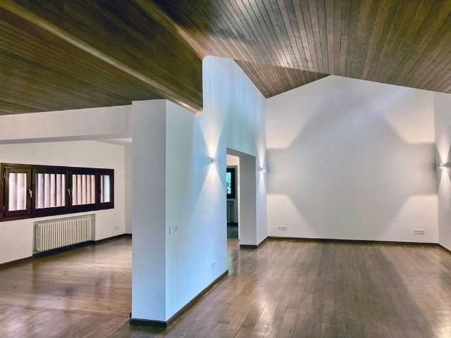 Luxury 5 bedroom Detached House for rent in Madrid, Autonomous Region of Madrid