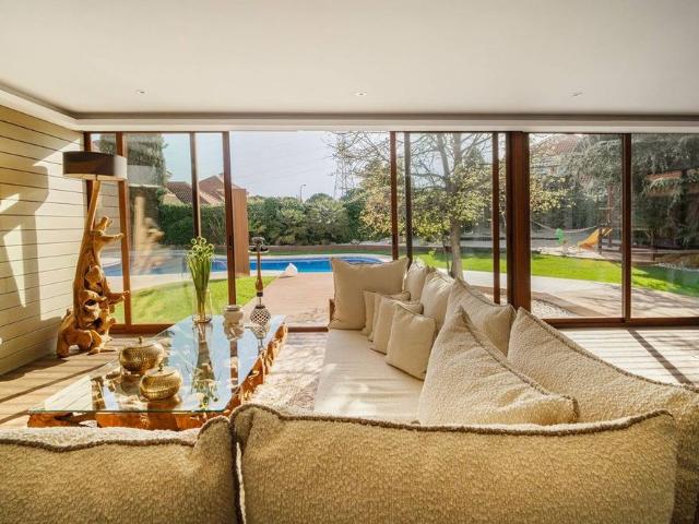 Luxury 5 bedroom Detached House for rent in Villaviciosa de Odón, Spain