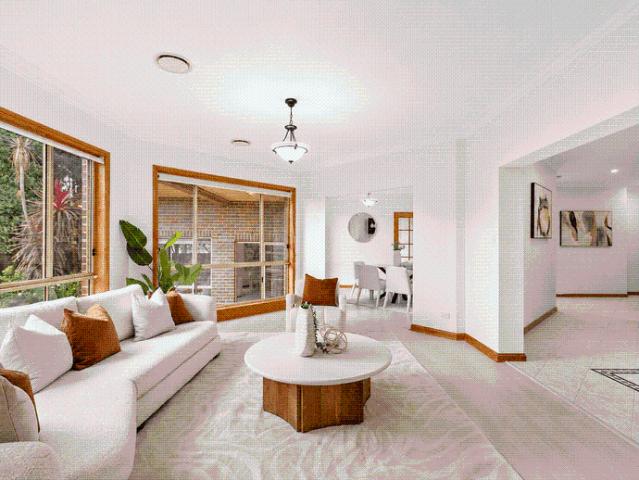 Luxury 5 Bedroom Family House in Prestigious Castle Hill Location