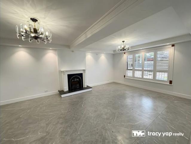 Luxury 5 Bedroom Family Residence for Lease