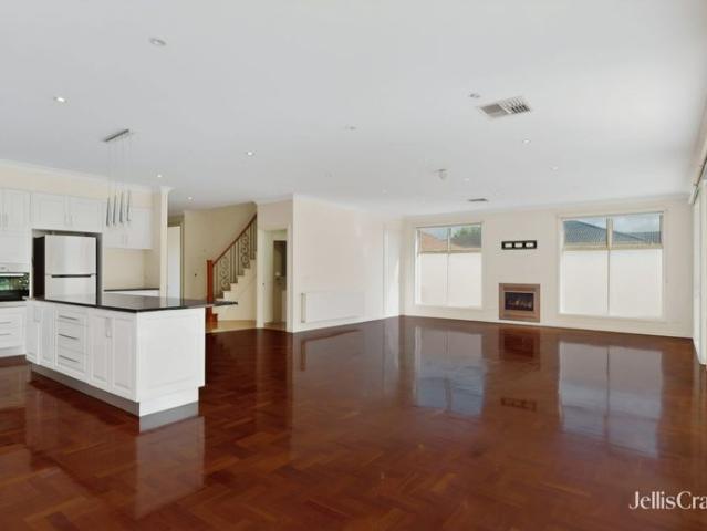 Luxury 5 Bedroom Family Residence in the Heart of Balwyn