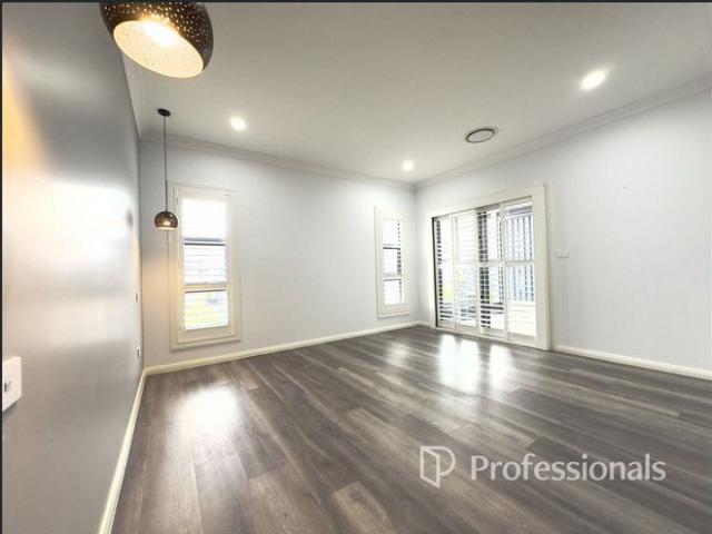 Luxury 5 Bedroom Home in Marsden Park