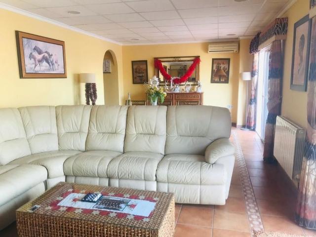 Luxury 5 room Detached House for rent in Santa Pola, Valencia