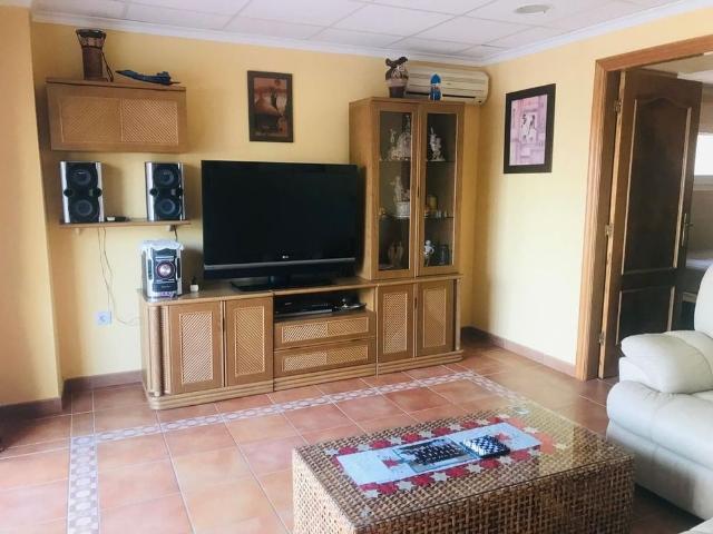 Luxury 5 room Detached House for rent in Santa Pola, Valencia
