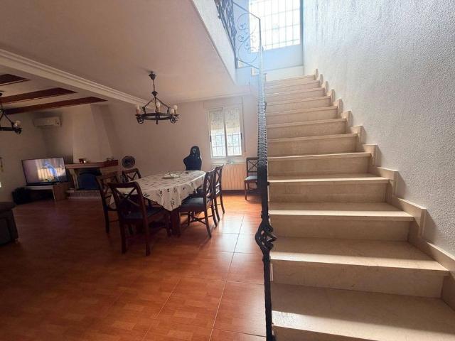 Luxury 6 room Detached House for rent in Matola, Valencia