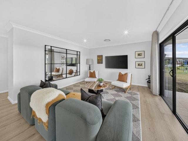 Luxury country living on 2.99 acres just 4 minutes from Dungog