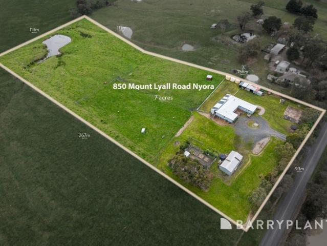 Luxury Country Living with Refined Style & Endless Possibilities