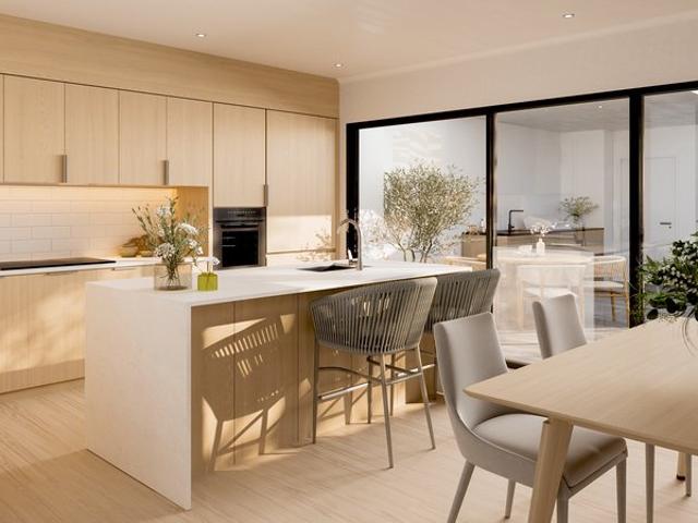 Luxury Coastal Townhouse from $1.3M | 600m to South Beach