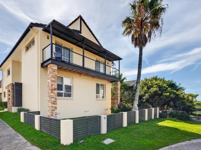 Luxury Coastal Dual Living Masterpiece with Ocean Views