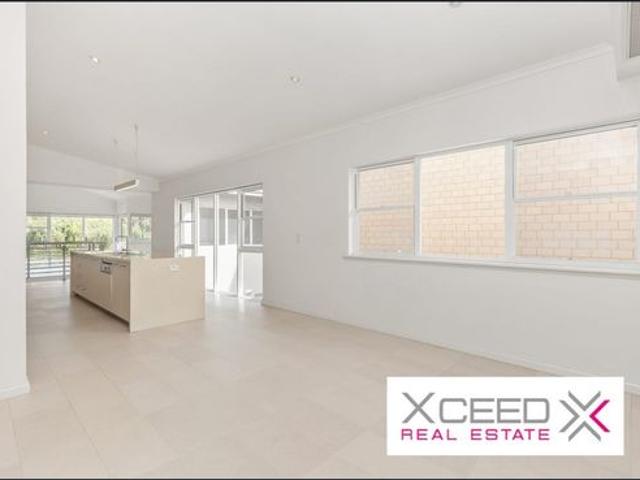 Luxury Coastal Living in Rockingham