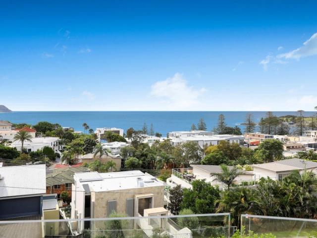 Luxury Coastal Living Just 200 Metres from Terrigal Beach