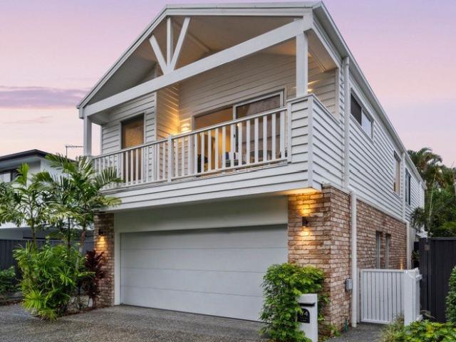 Luxury Coastal Living Steps from the Broadwater