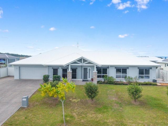 LUXURY COASTAL LIVING WITH HEATED MAGNESIUM POOL, SHED & OCEAN VIEWS!