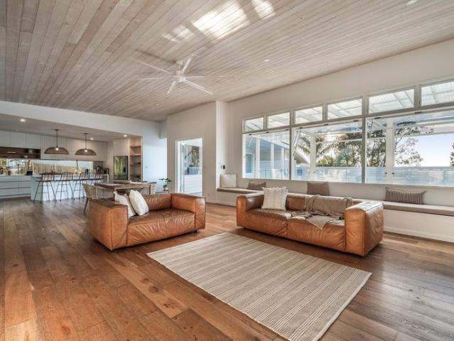 Luxury Coastal Living with Panoramic Ocean Views