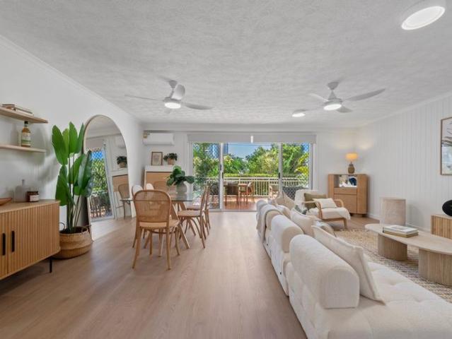 LUXURY COASTAL RETREAT | FURNISHED OR UNFURNISHED | SHORT OR LONG TERM