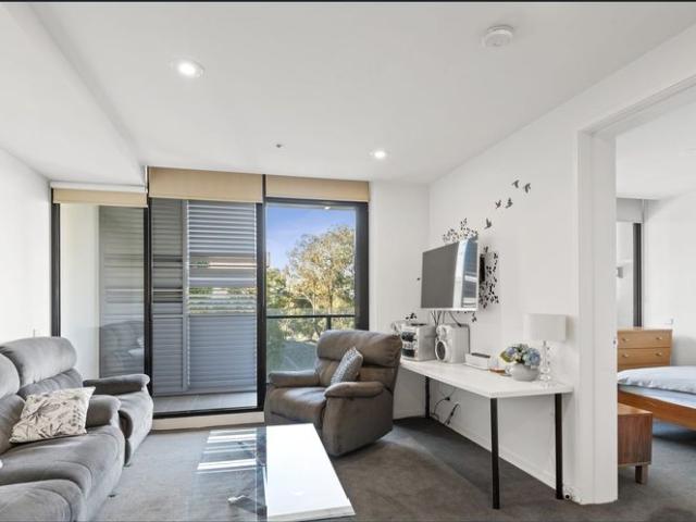 Luxury, Convenience & Low Maintenance Living