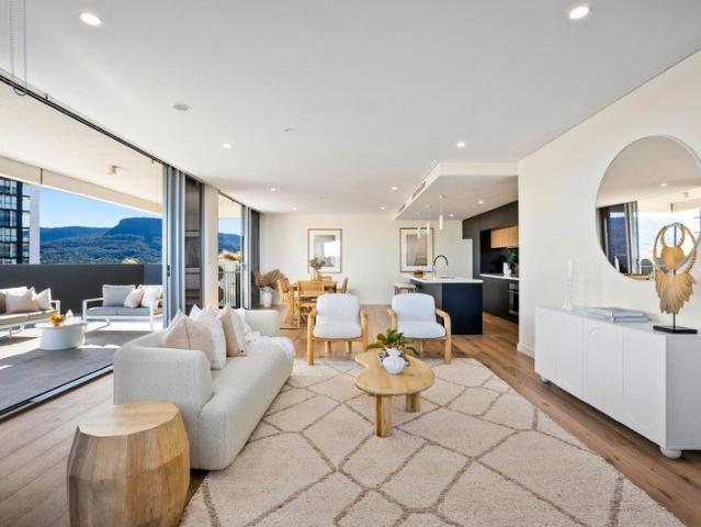 Luxury CBD Residence with an Expansive Private Courtyard