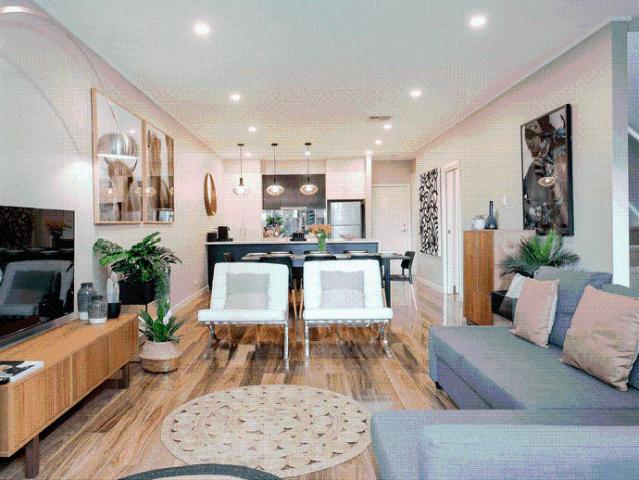 LUXURY City fringe house near Adelaide Oval & CBD