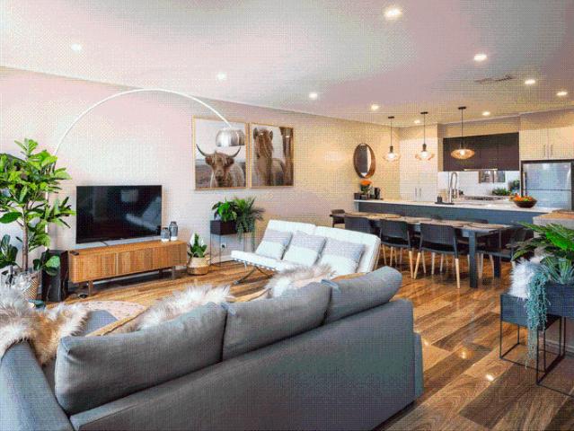 LUXURY City fringe house near Adelaide Oval & CBD