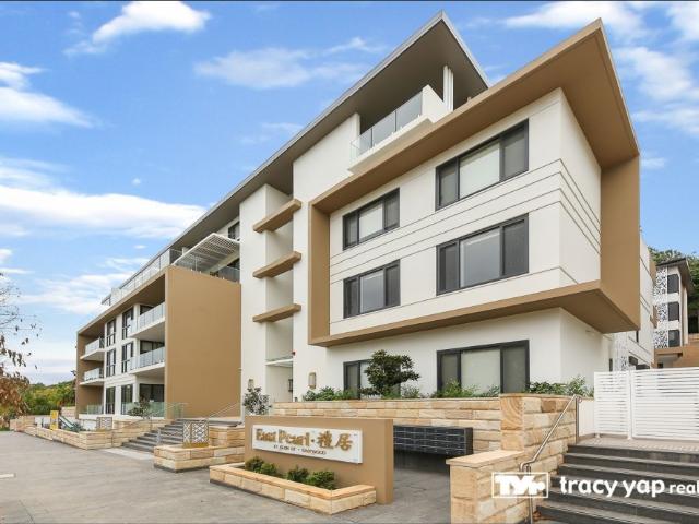 Luxury and North Facing One Bed Apartment in the Best Location of Eastwood