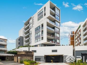 Luxury and exquisite one bedroom with study apartment in Lane Cove