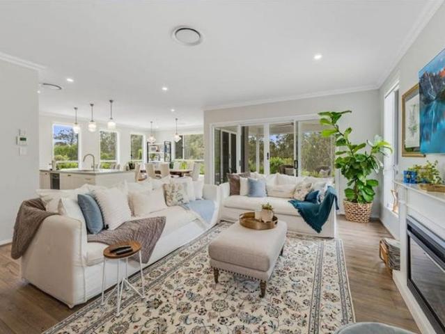 Luxury Acreage Living, A Families Dream Home