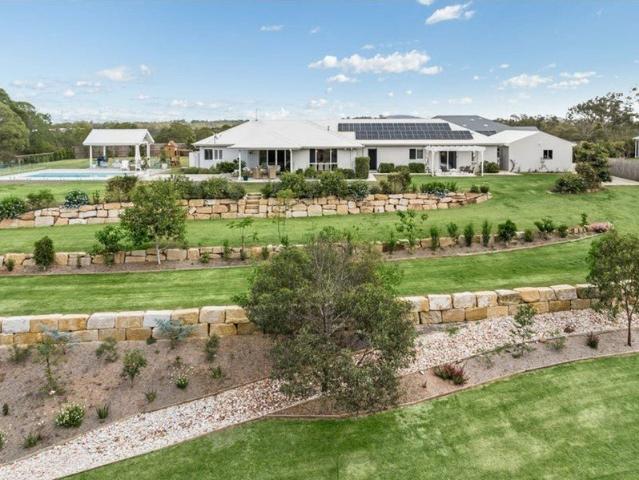Luxury Acreage Living, A Families Dream Home