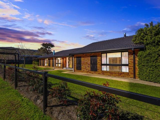 Luxury Acreage Living with Self Contained Guest Residence
