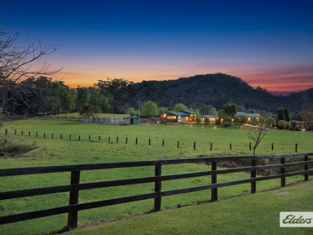 Luxury Acreage Retreat, Dual Living & Endless Commercial Potential