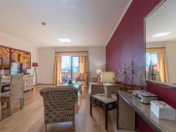 Luxury Apartment, Marina, Beach & Pool