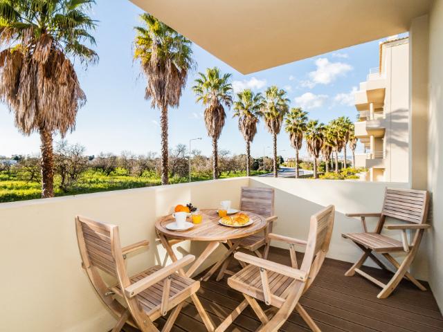 Luxury Apartment | Nomads | WIFI |Balcony